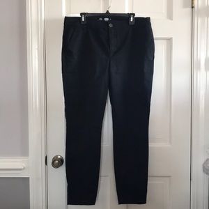 NWOT Old Navy 14 Black Skinny Pixie Pants